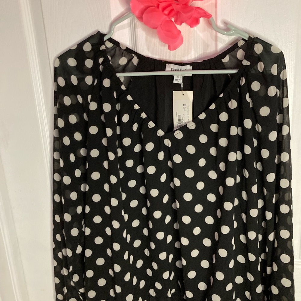Evereve Black and White Polka Dot Blouse